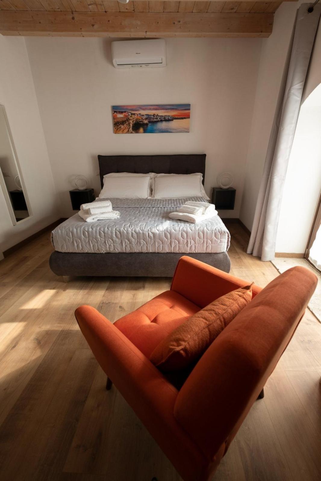 Palazzo Rizzi Dimora Dei Templari Hotell Bitetto Exteriör bild