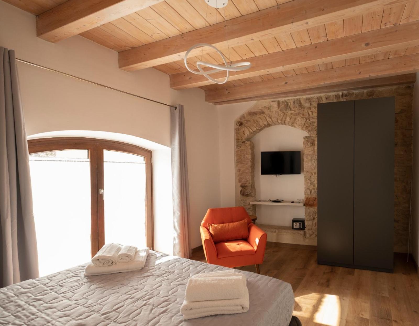 Palazzo Rizzi Dimora Dei Templari Hotell Bitetto Exteriör bild